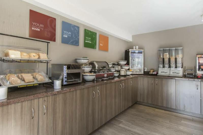 הנטסוויל Comfort Inn מראה חיצוני תמונה